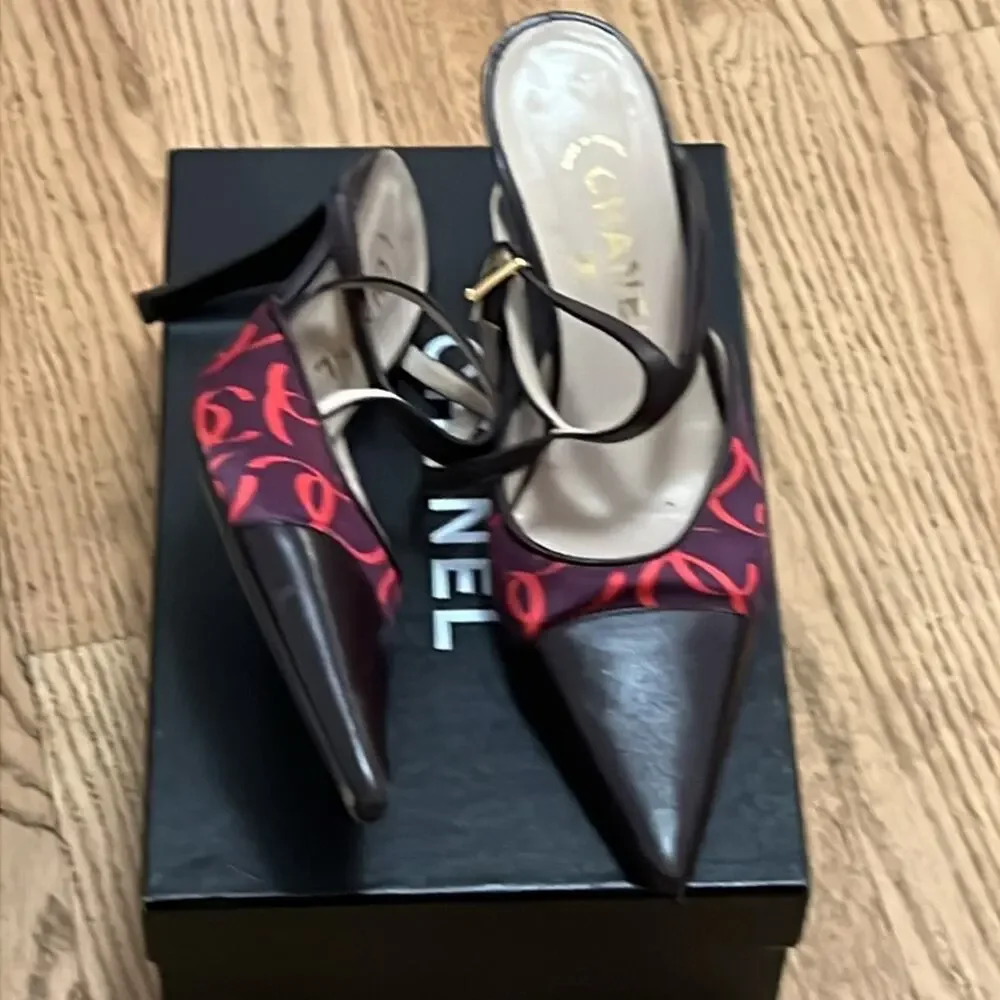 CHANEL VINTAGE INTERLOCKING CC‎ LOGO LAMBSKIN TRIM SLINGBACK SANDALS SIZE 38